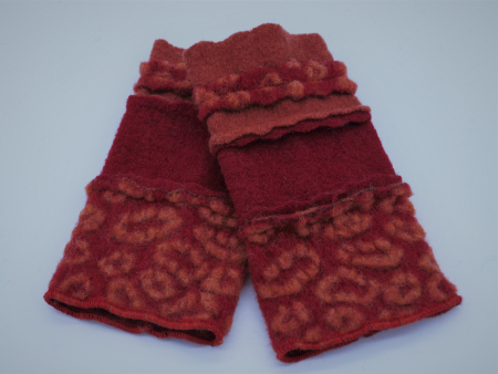 Stulpen Pulswärmer Unikat Kreise orange auf rot