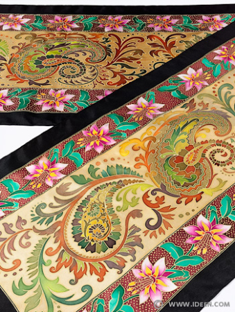 PAISLEY 2 IDEEN GUTTA-SEIDENSCHAL 32x160 Ponge 8 Konturen gold