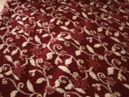 Preview: Neu eingetroffen Musterwalk Blumen auf bordeaux Walkloden Italien