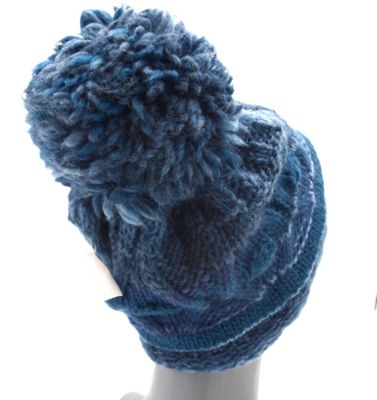 Preview: Gebeana Damen Strick-Mütze blau Bommel Strick made in Germany