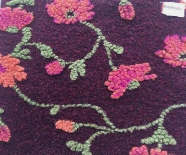 Ganz Neu Winter 2026/27 Musterwalk Blumen auf bordeaux Walkstoff Italien gemustert Walkloden