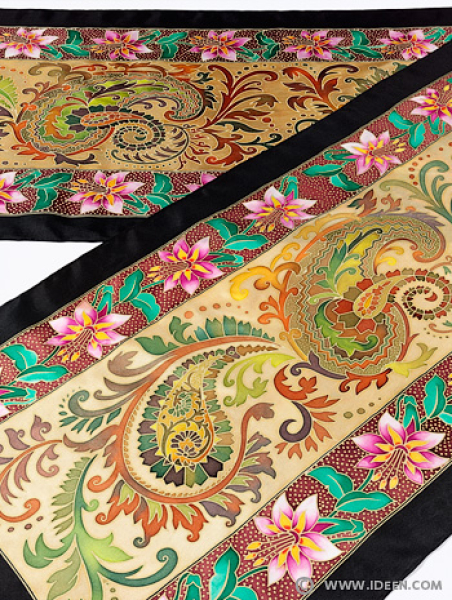 PAISLEY 2 IDEEN GUTTA-SEIDENSCHAL 32x160 Ponge 8 Konturen gold