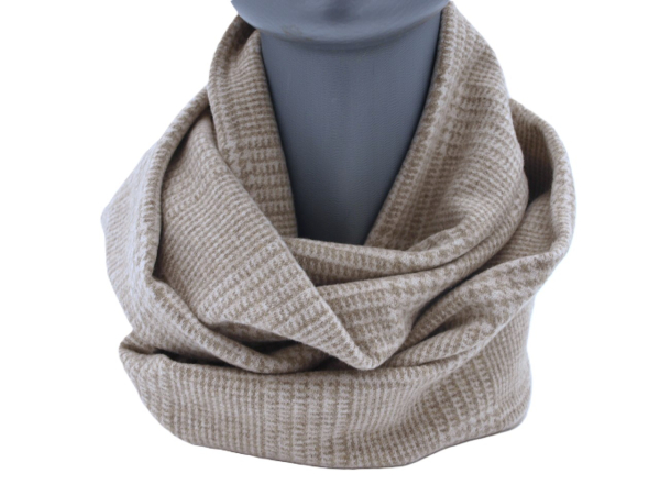 Loop Loopschal beige doppellagig Unikat warrm handgefertigt made in Germany