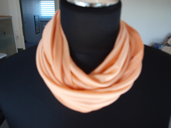 SCHLAUCHSCHAL LOOP SEIDENJERSEY 100% reine Seide beige