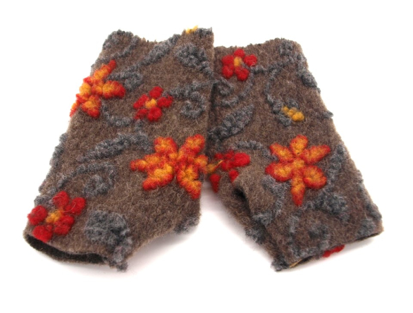 STULPEN Blumen orange auf braun HANDGEFERTIGT mit Daumenloch