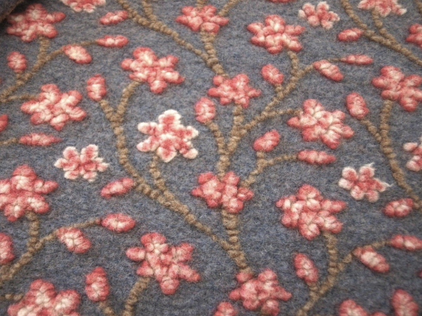 Musterwalk Winter 2026/27 Blumen rosa auf grau-mint Walkstoff Italien gemustert Walkloden