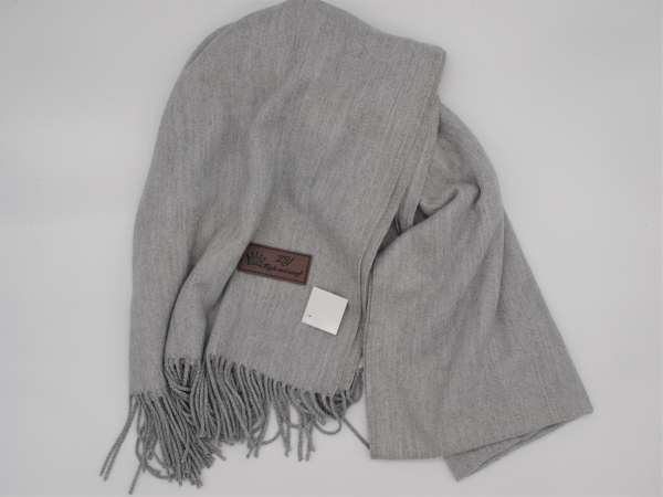 Schal Glatt hellgrau 70% Viskose, 30% Cashmere