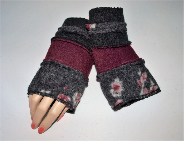 Stulpen Pulswärmer Unikat Blumen grau-bordeaux