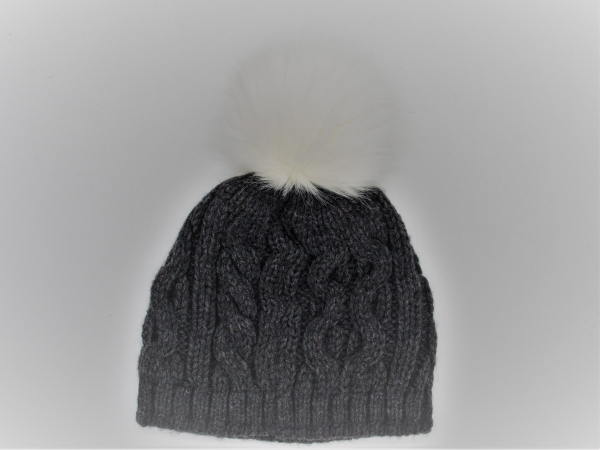 Gebeana Damen Strick-Mütze anthrazit Fell-Bommel Kunstfell, made in Germany