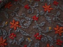 Neu eingetroffen Musterwalk Blumen orange auf braun Walkloden Italien